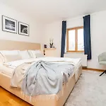 Lavish And Chic Duplex * 프라하