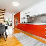 Lavish And Chic Duplex