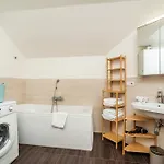 Lavish And Chic Duplex * 프라하