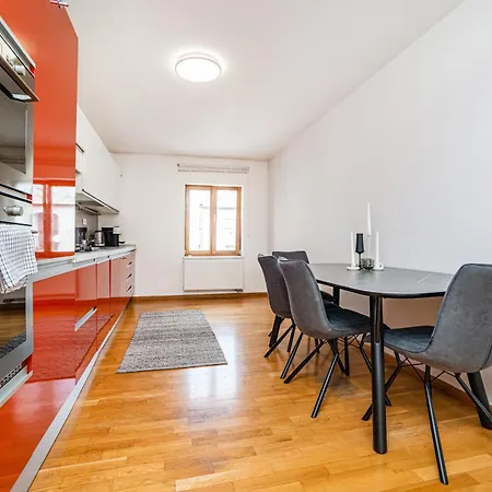 Apartamento Lavish And Chic Duplex Praga