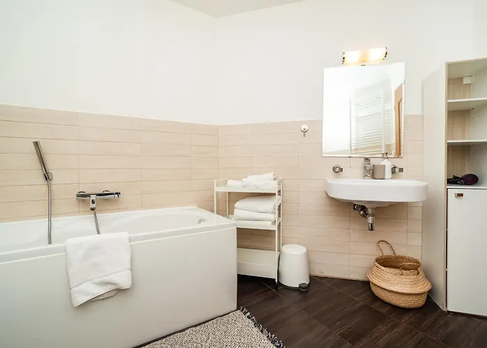 Lavish And Chic Duplex Appartement Prague