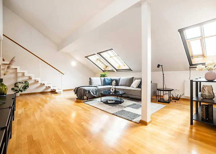 Lavish And Chic Duplex Prague