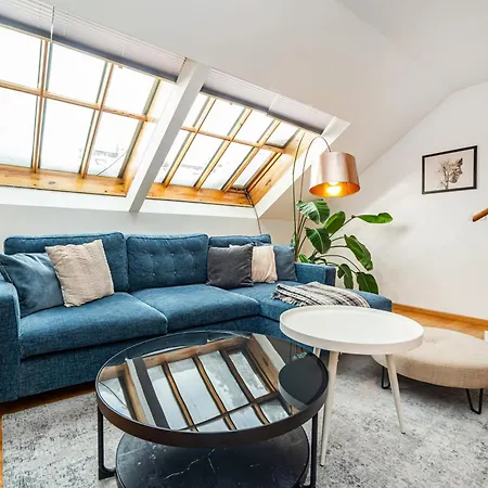 Lavish And Chic Duplex Apartament